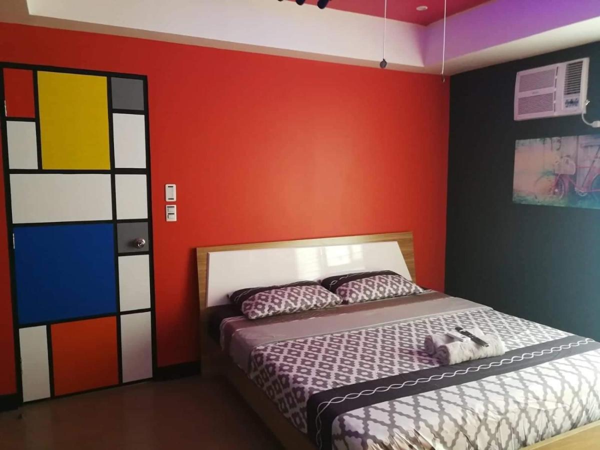 Cubao Manhattan Heights Unit 11Pq Tower B, 1Br ケソンシティ エクステリア 写真