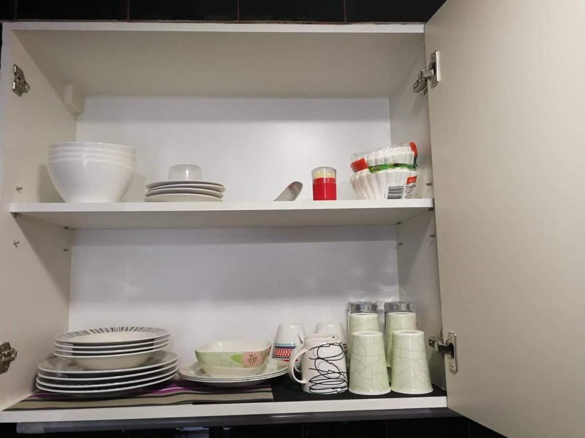 Cubao Manhattan Heights Unit 11Pq Tower B, 1Br ケソンシティ エクステリア 写真