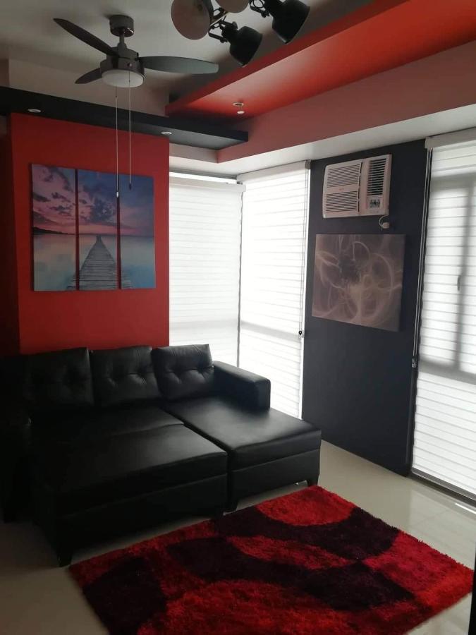 Cubao Manhattan Heights Unit 11Pq Tower B, 1Br ケソンシティ エクステリア 写真